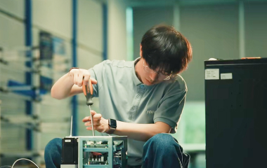 有方青年·一路向前